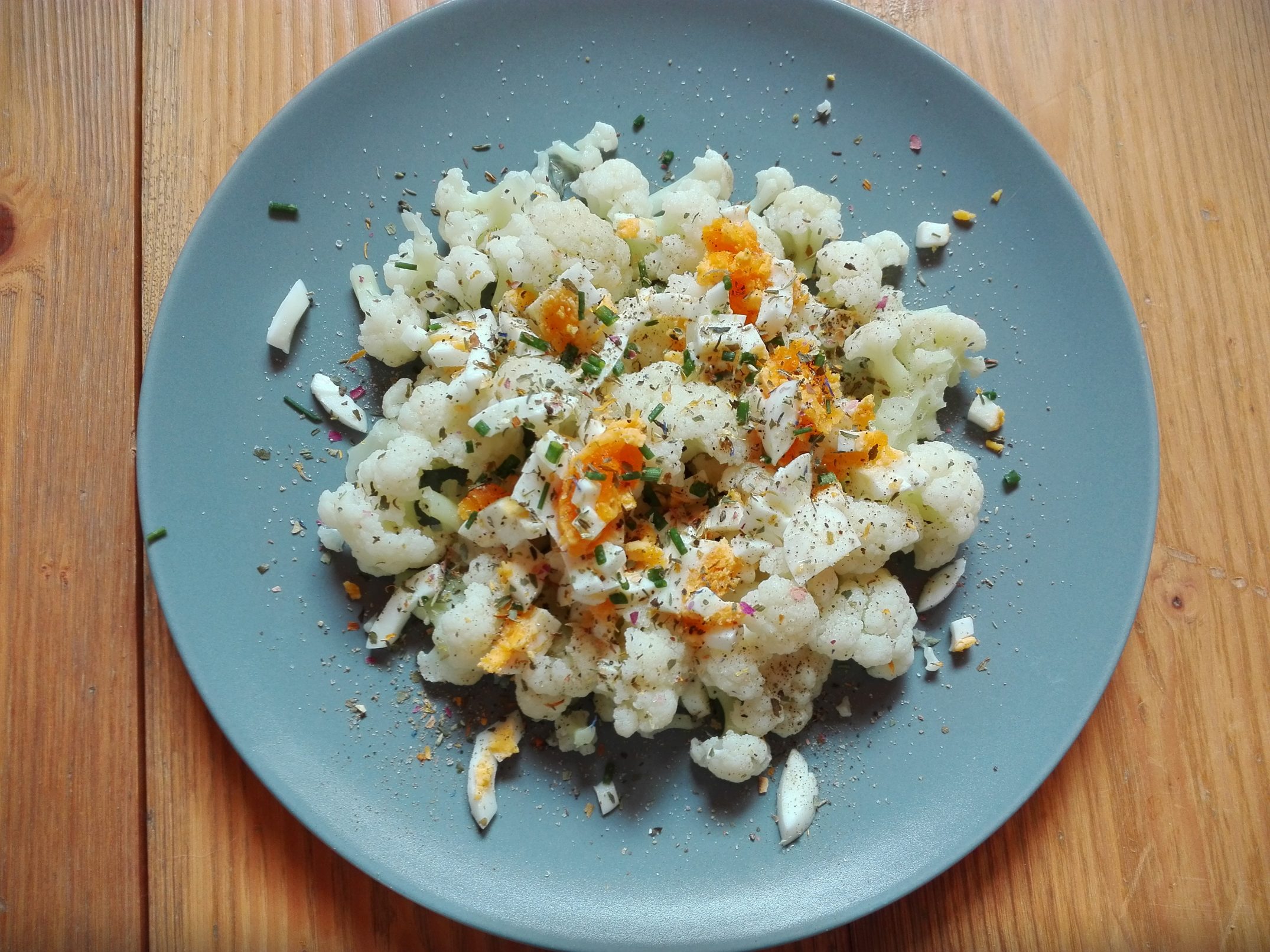 Karfiol-Eier-Salat einfach, schnell und sehr gut!