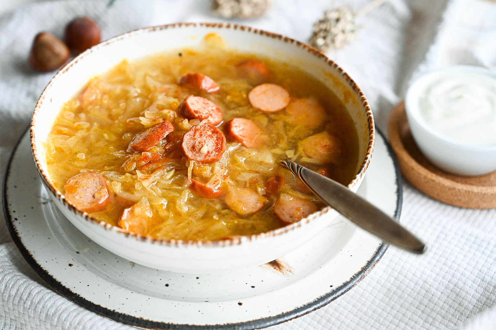 Wiener Krautsuppe mit Debreziner