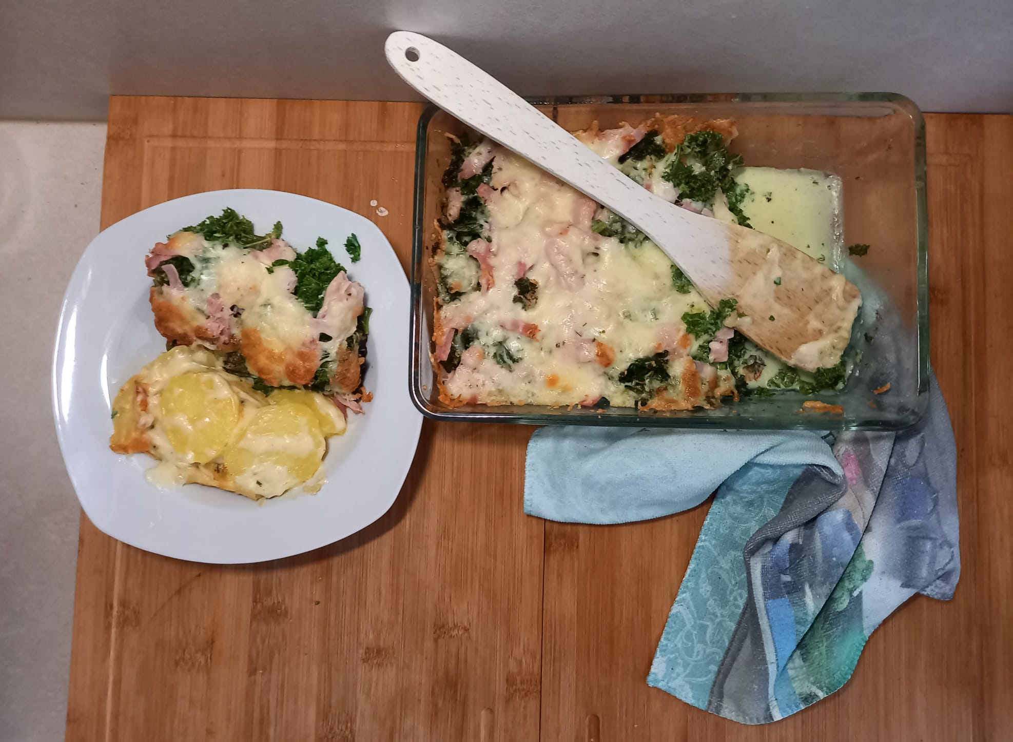 Grünkohl mit Käse und Schinken gratiniert