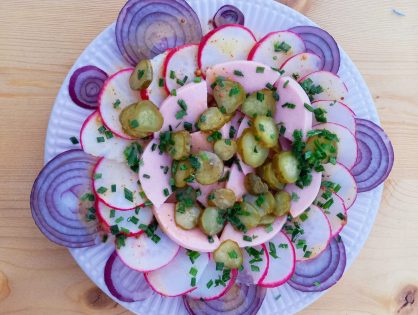 Radieschen-Wurst-Salat