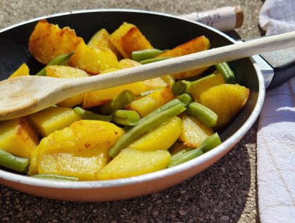 Bratkartoffel mit grünen Bohnen und  Basilikum-Pesto