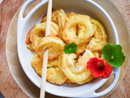 Fingerfood: Gebackene Zwiebel-Käse-Ringe