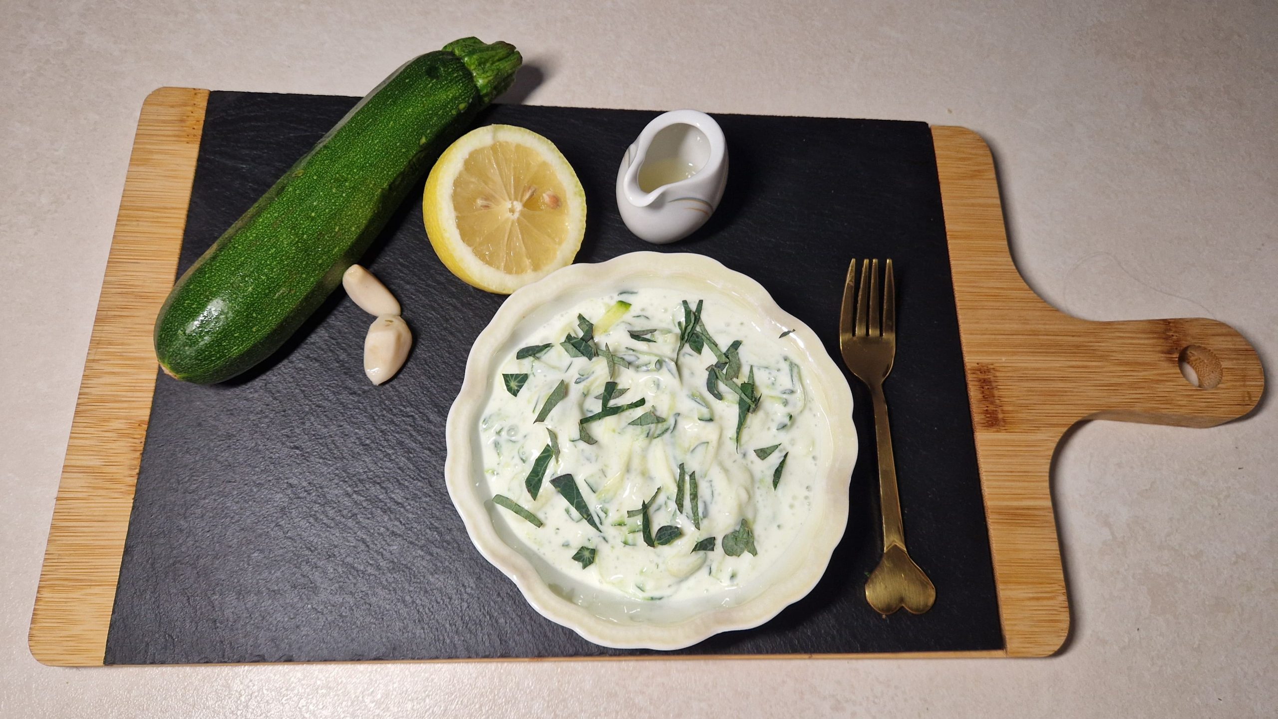 Zucchini-Tzatziki