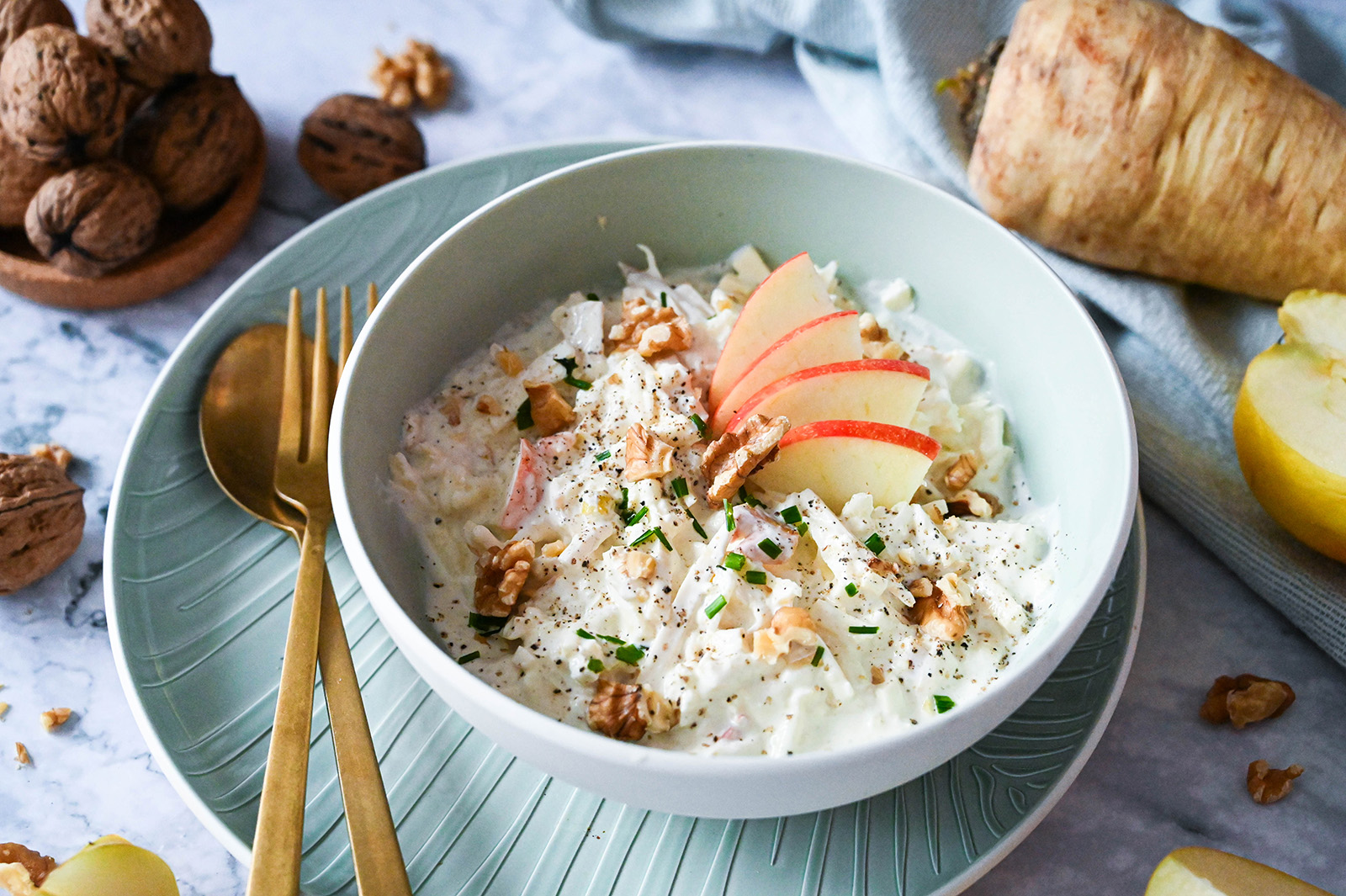 Pastinaken-Apfel-Salat