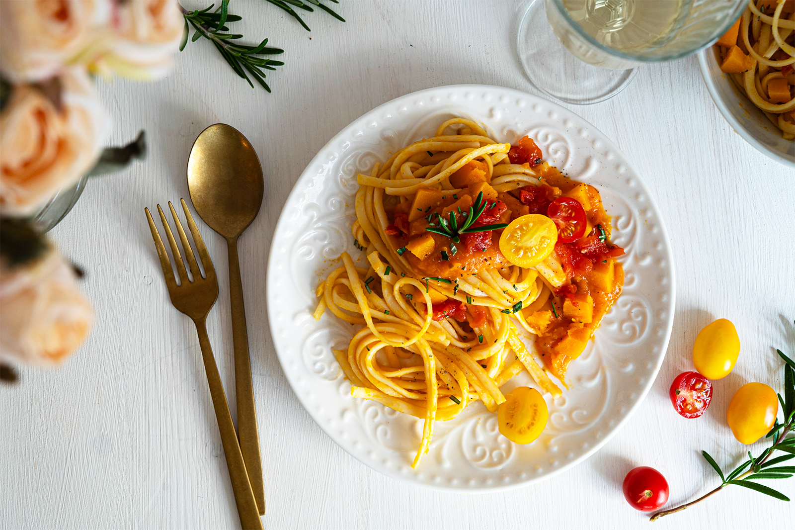 Kürbis-Tomaten-Sauce zu Pasta, Fleisch und Fisch