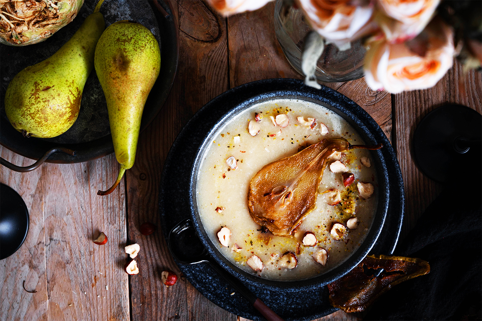 Selleriecremesuppe mit Birne