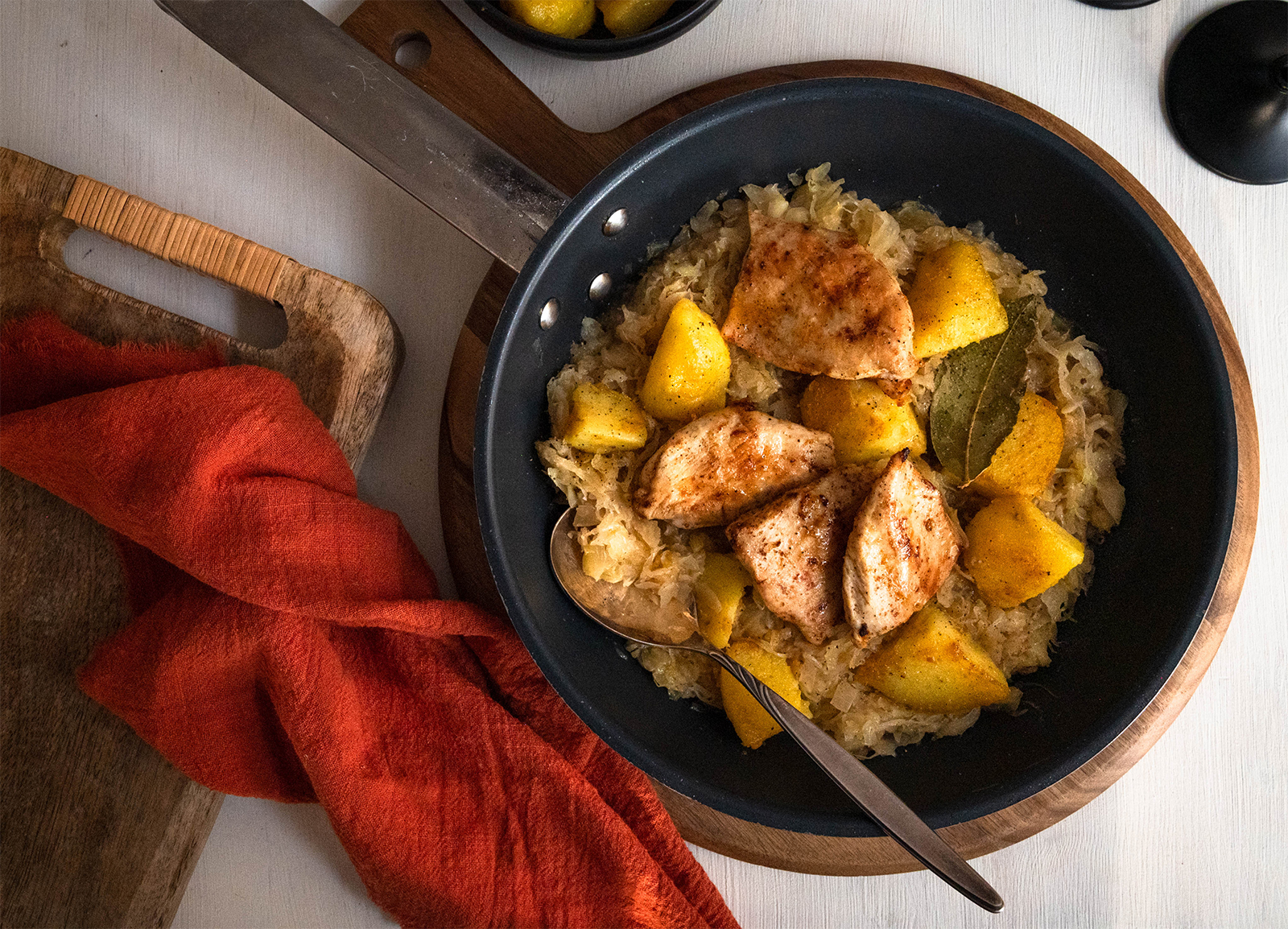 Hühnchen-Sauerkraut-Pfanne