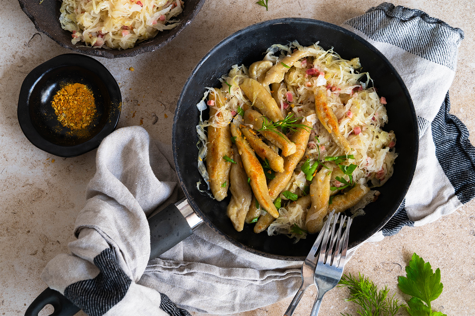 Schupfnudeln mit Sauerkraut und Speck