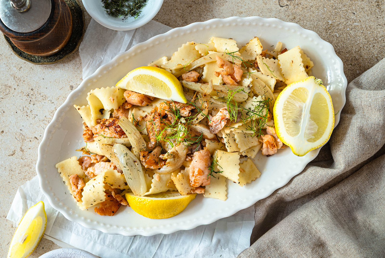 Fenchel-Pasta mit Räucherlachs